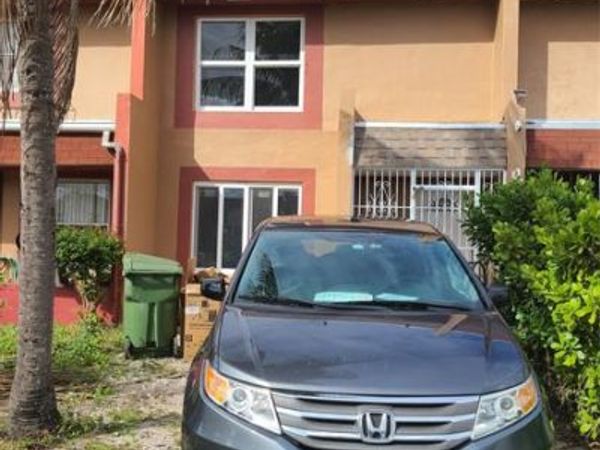 2775 NW 194th Terrace, Miami Gardens, FL 33056