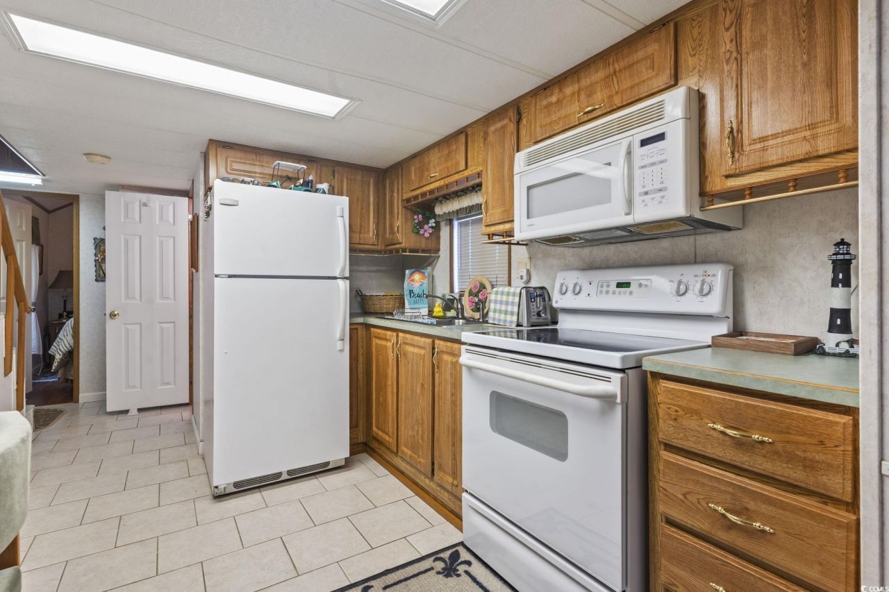 5400 Little River Neck Rd. Photo 13