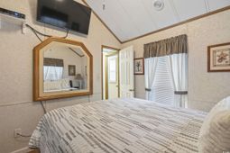 5400 Little River Neck Rd. photo 4