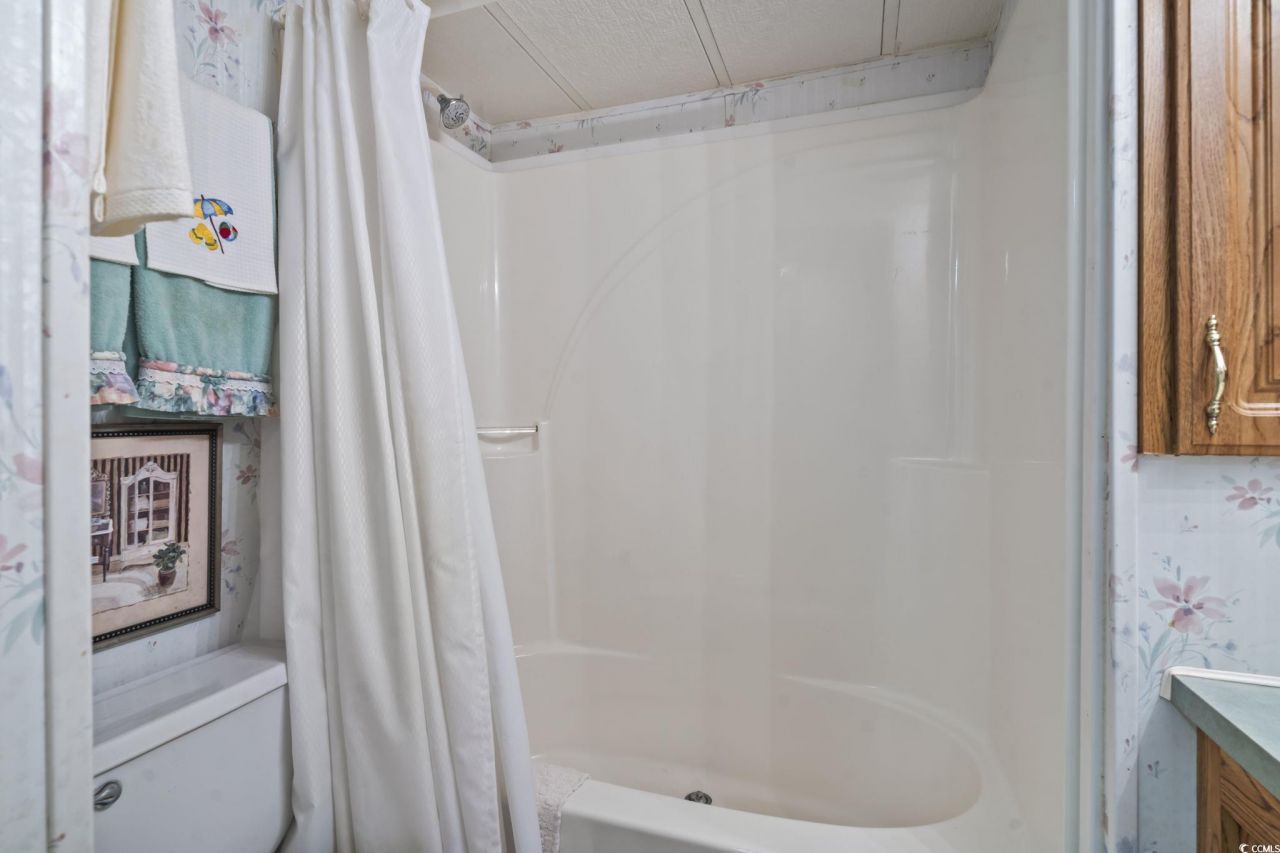 5400 Little River Neck Rd. Photo 7