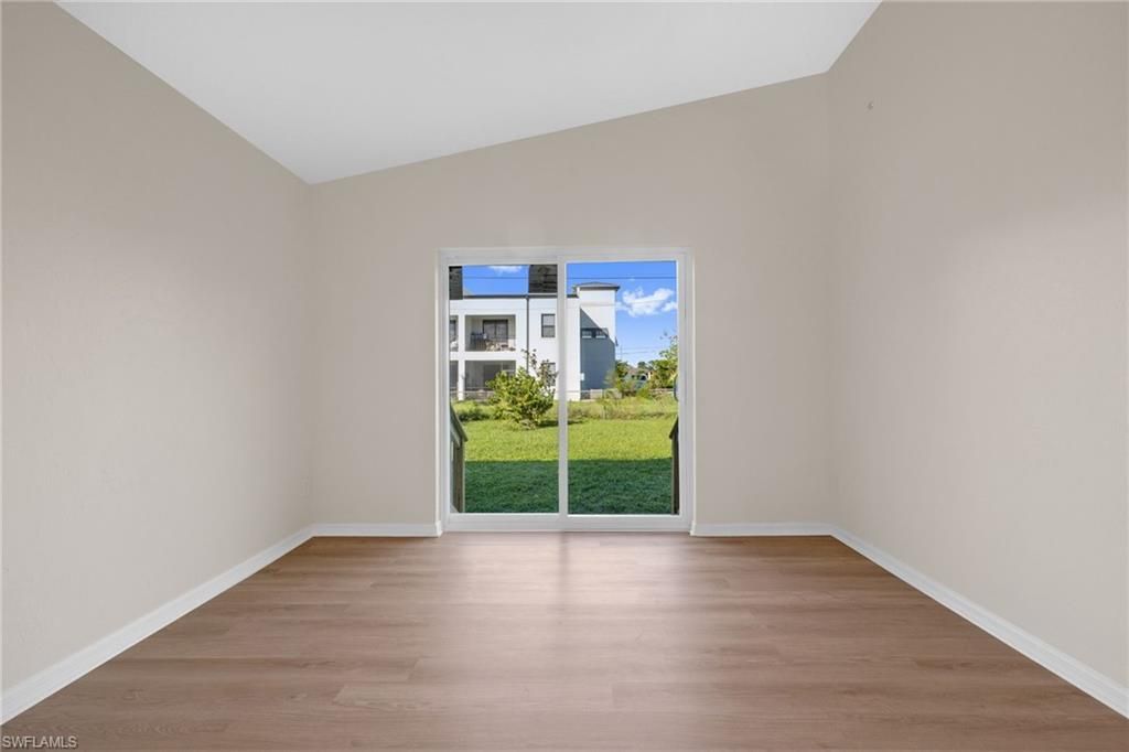 906 SW 7th Ct, Cape Coral, FL 33991 Photo