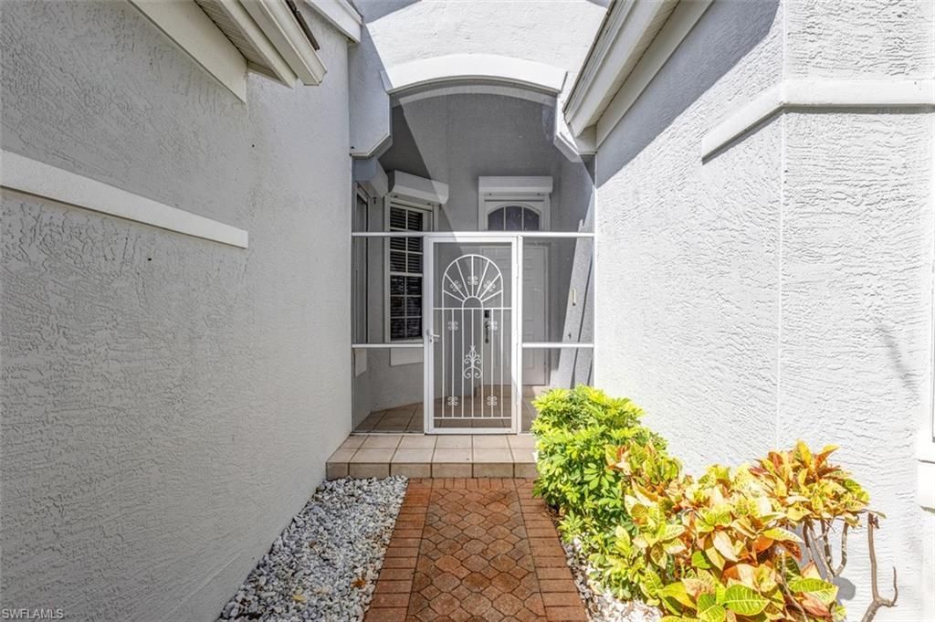 9141 Garden Pointe, Fort Myers, FL 33908 Photo