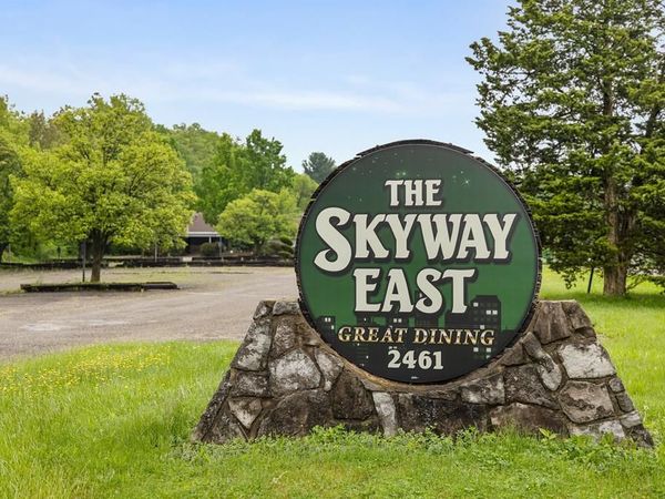 2461 Emma Lane, Mansfield, OH 44905