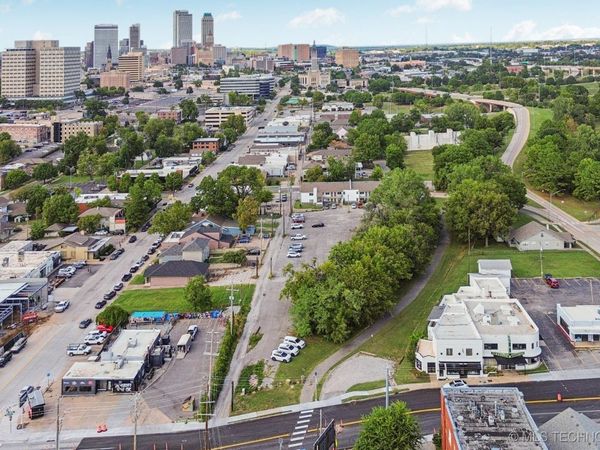 121 E 18th Street S, Tulsa, OK 74119