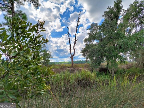 193 Burton Road, Savannah, GA 31405