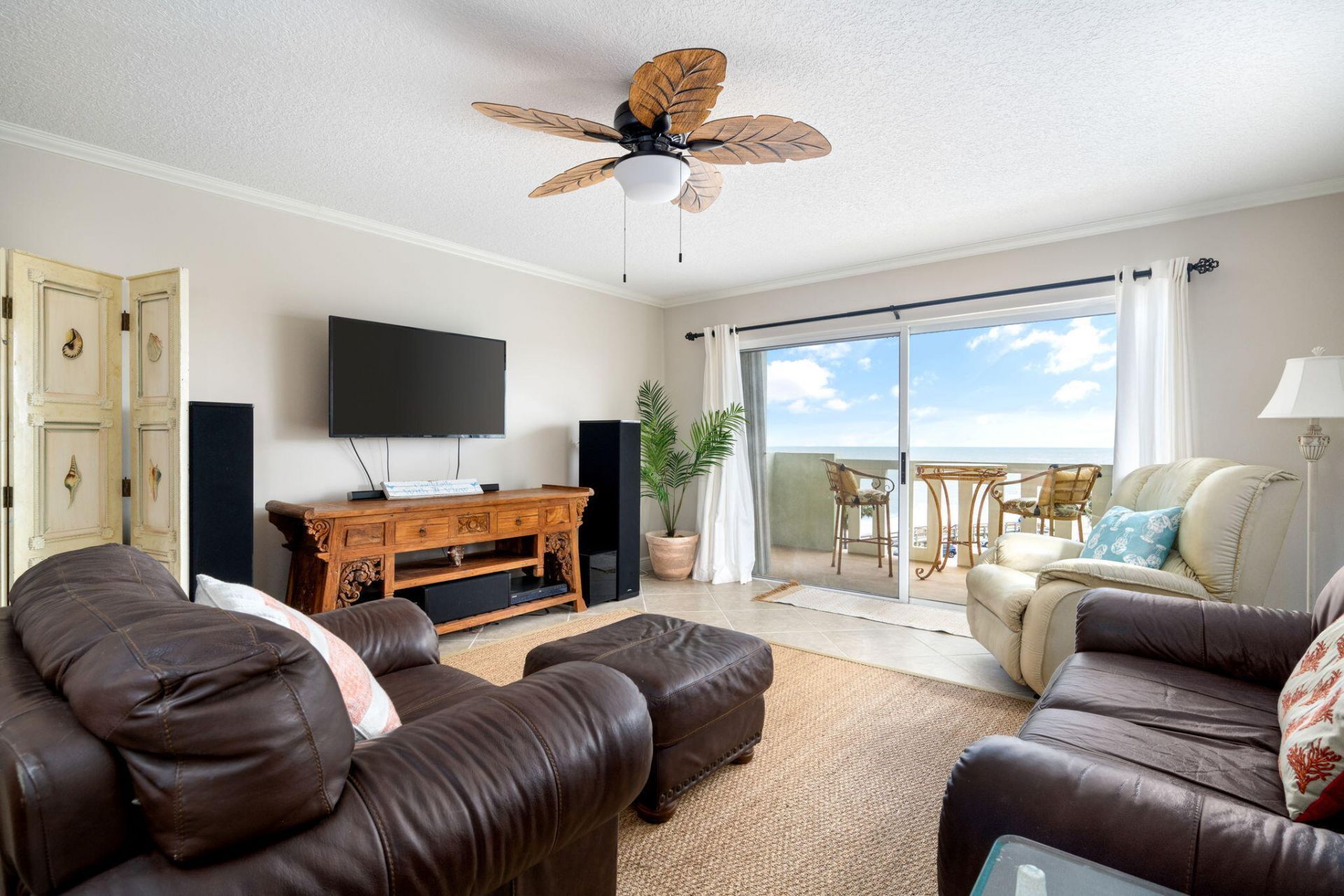 4049 Ocean Drive, Unit 505, Vero Beach, FL 32963 Photo