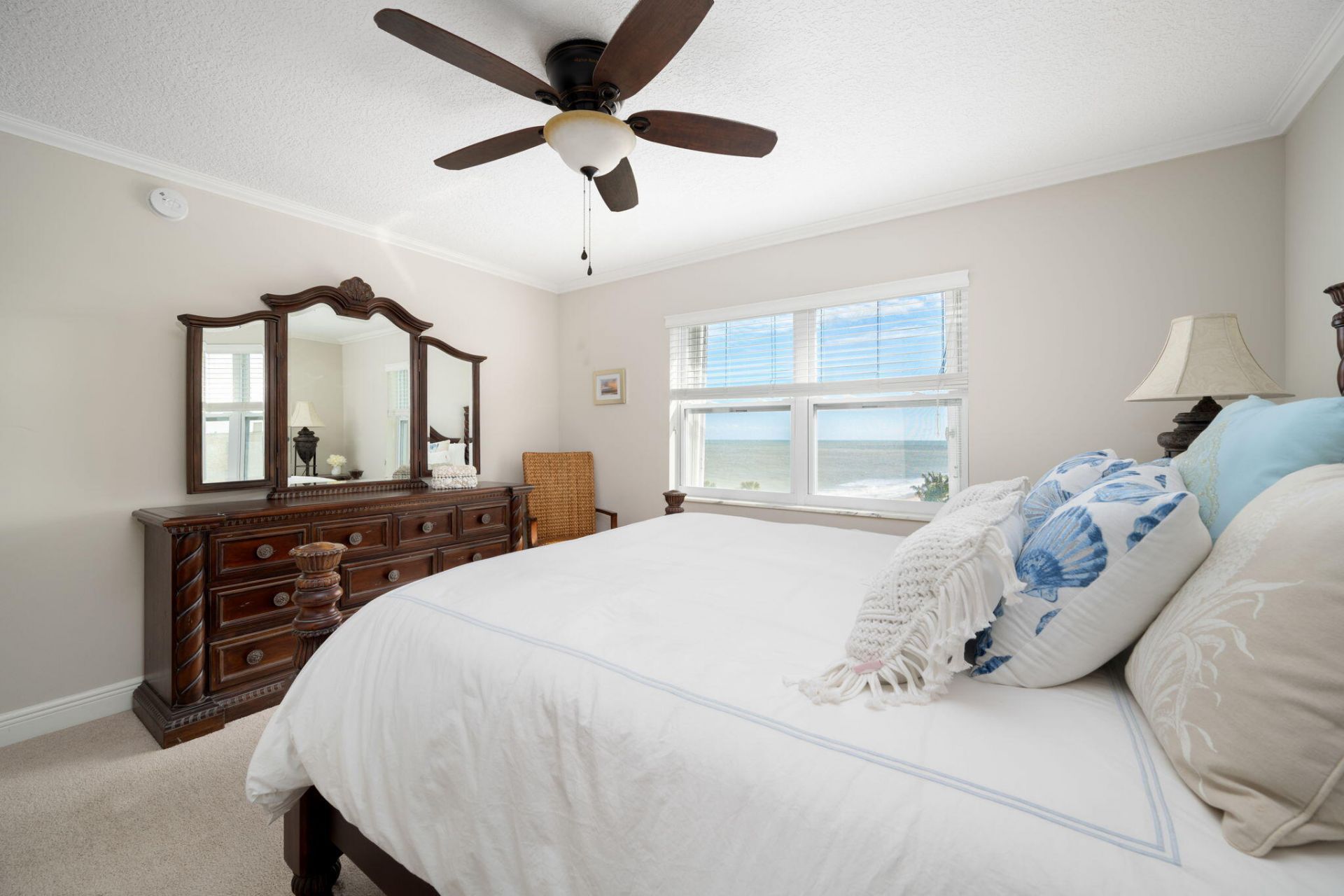4049 Ocean Drive, Unit 505, Vero Beach, FL 32963 Photo