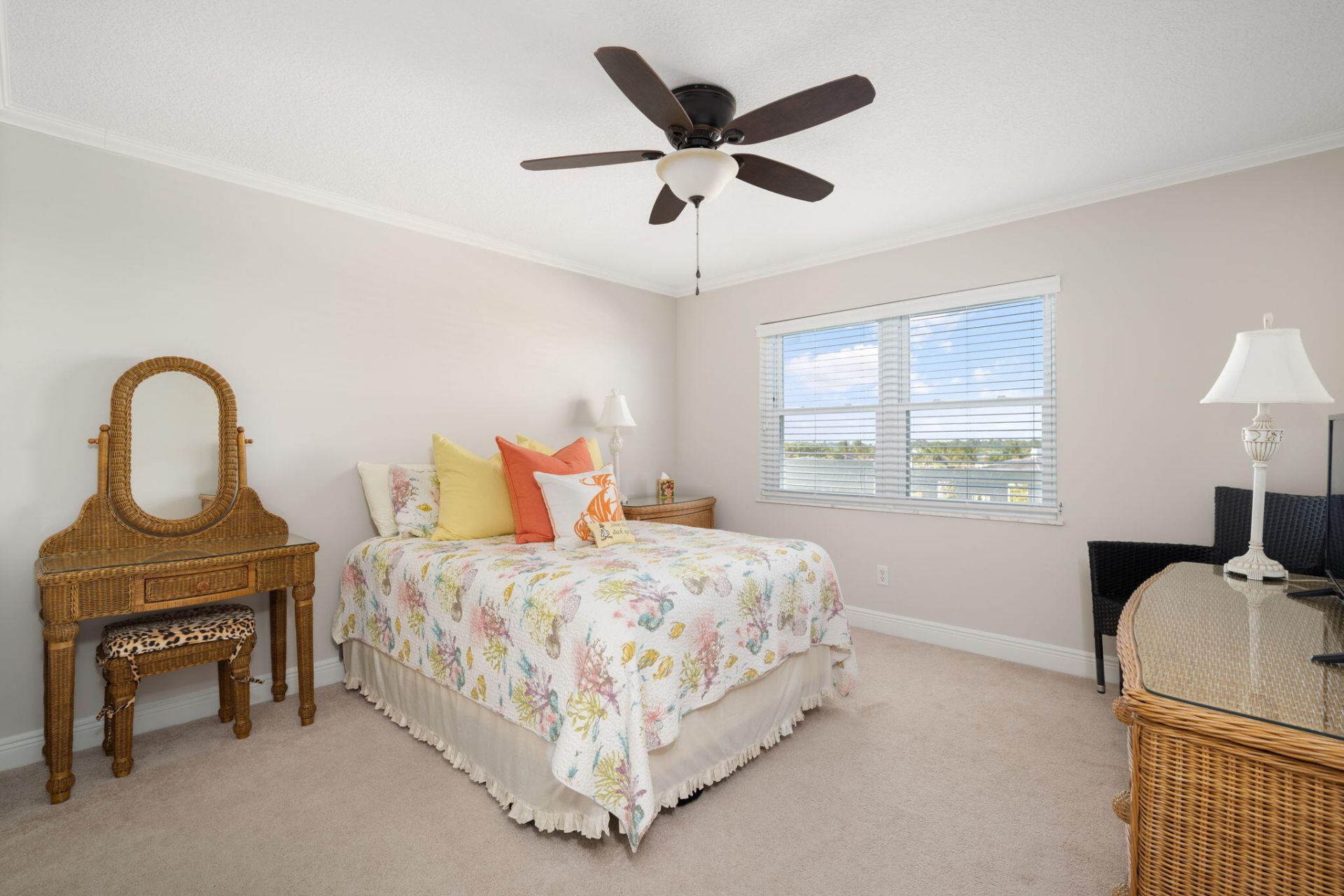 4049 Ocean Drive, Unit 505, Vero Beach, FL 32963 Photo