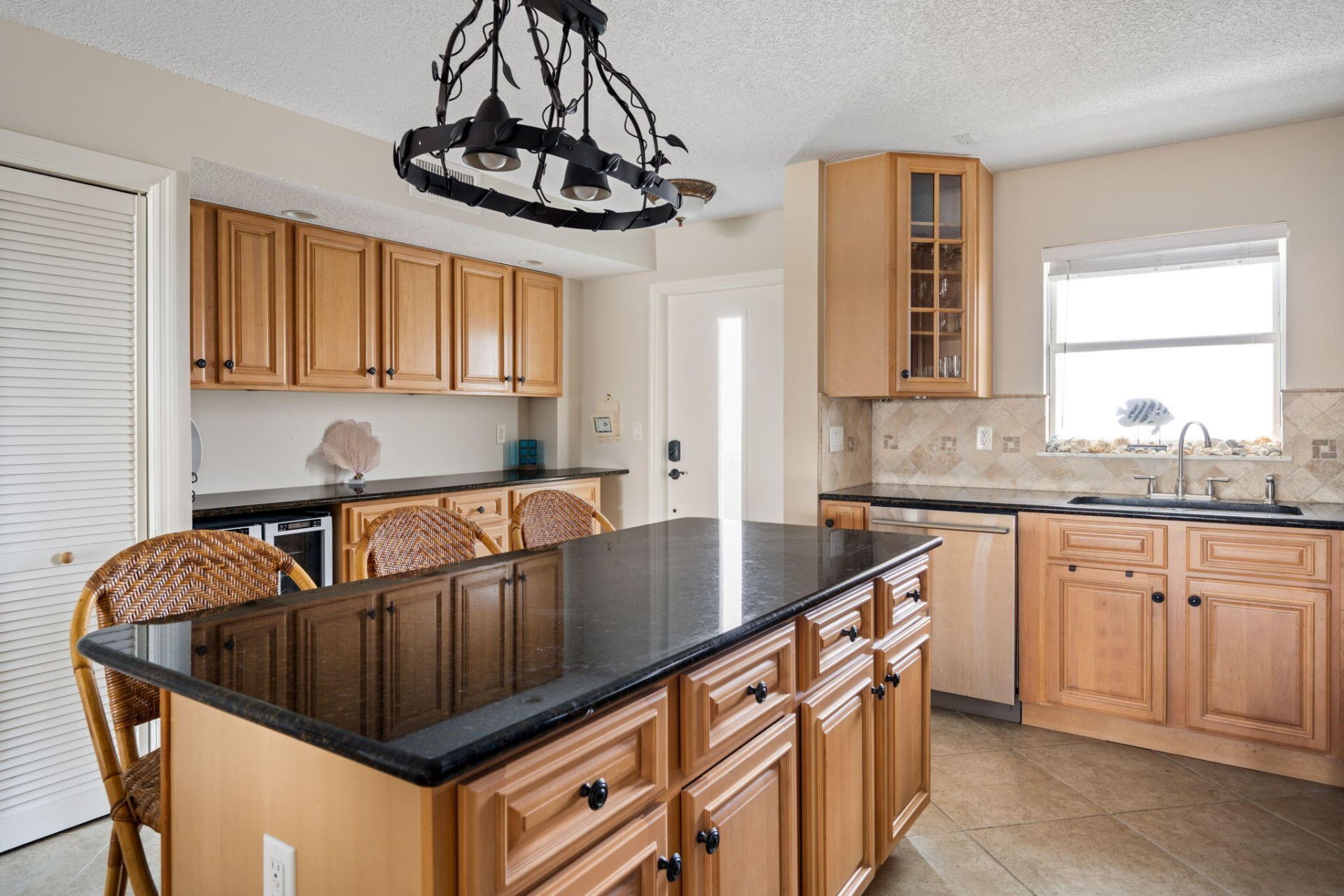 4049 Ocean Drive, Unit 505, Vero Beach, FL 32963 Photo