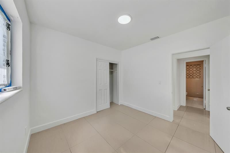 16010 NE 5th Avenue, Miami, FL 33162 Photo