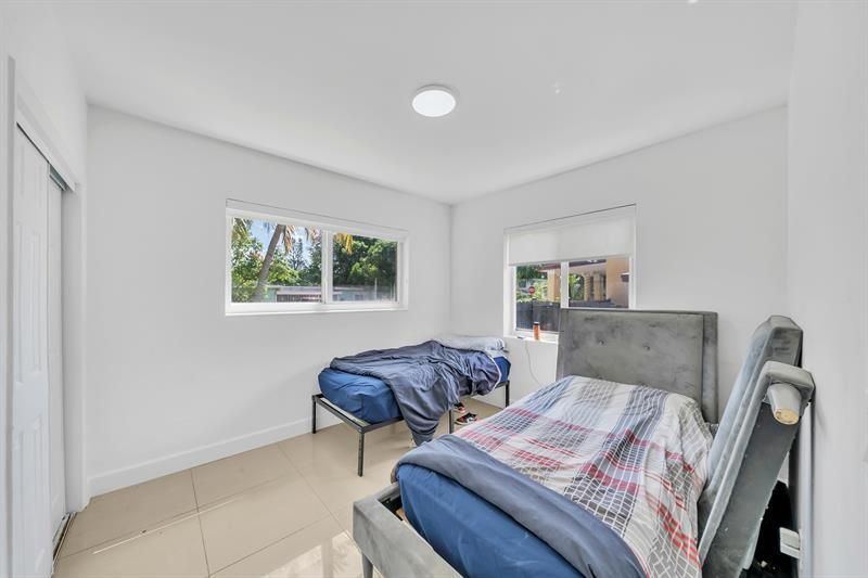 16010 NE 5th Avenue, Miami, FL 33162 Photo