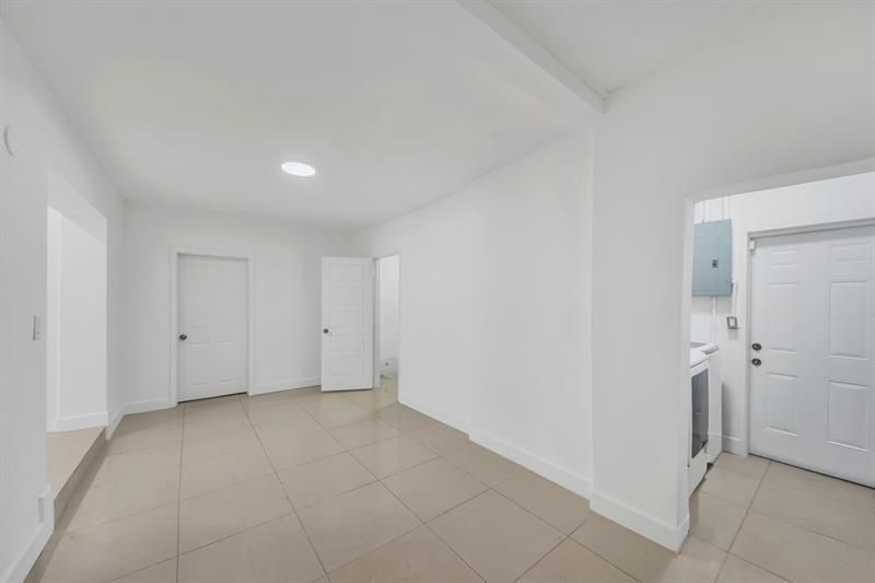 16010 NE 5th Avenue, Miami, FL 33162 Photo