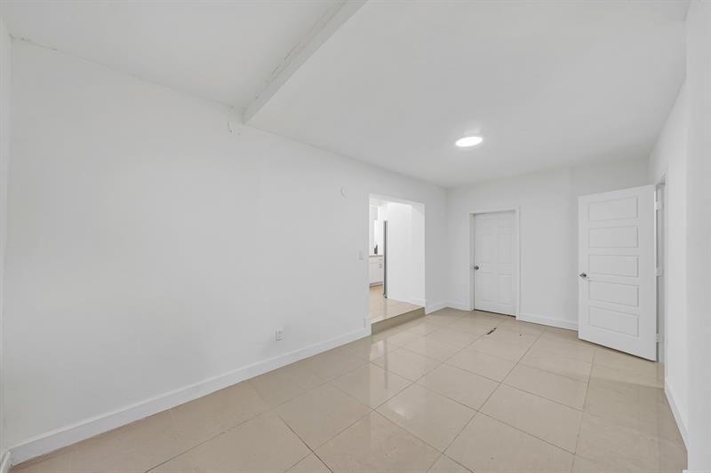 16010 NE 5th Avenue, Miami, FL 33162 Photo