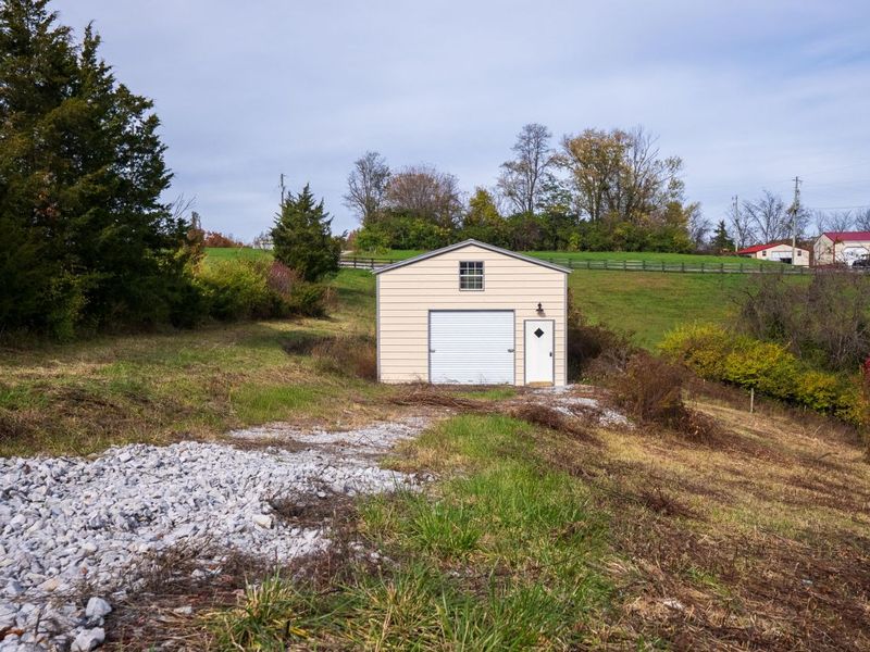 15711 Pfanstiehl Road, Demossville, KY 41033 Photo 2