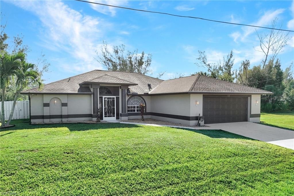 1121 NW 27th Ave, Cape Coral, FL 33993 Photo