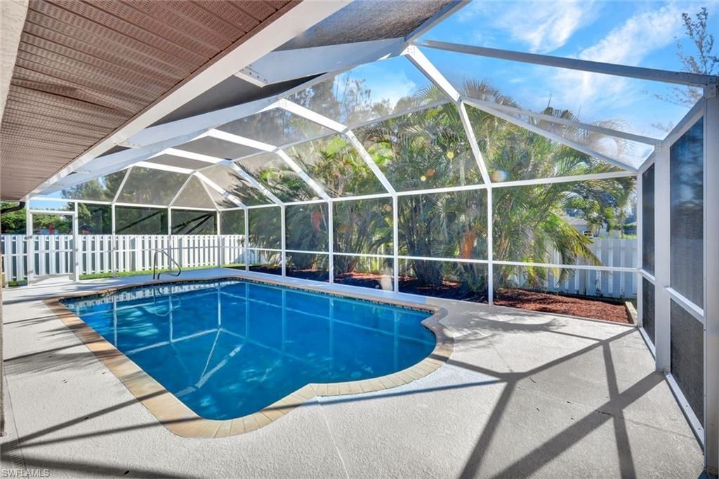 1121 NW 27th Ave, Cape Coral, FL 33993 Photo