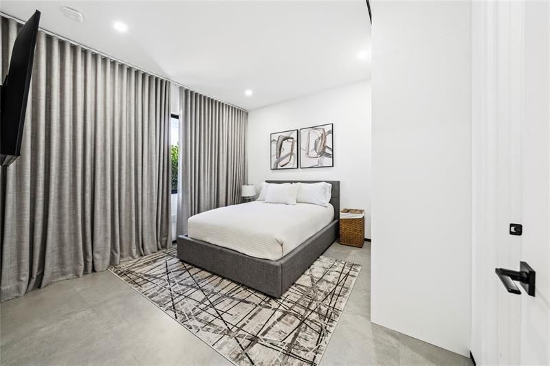 3320 NE 17th Street, Fort Lauderdale, FL 33305 Photo