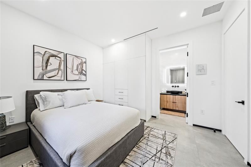 3320 NE 17th Street, Fort Lauderdale, FL 33305 Photo