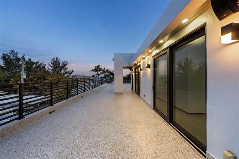 3320 NE 17th Street, Fort Lauderdale, FL 33305 Photo