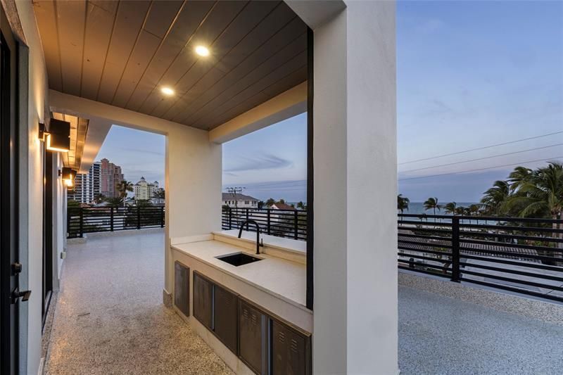 3320 NE 17th Street, Fort Lauderdale, FL 33305 Photo