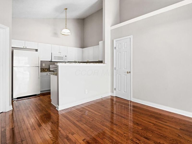 3999 Kensingwood Drive, Columbus, OH 43230 Photo 9