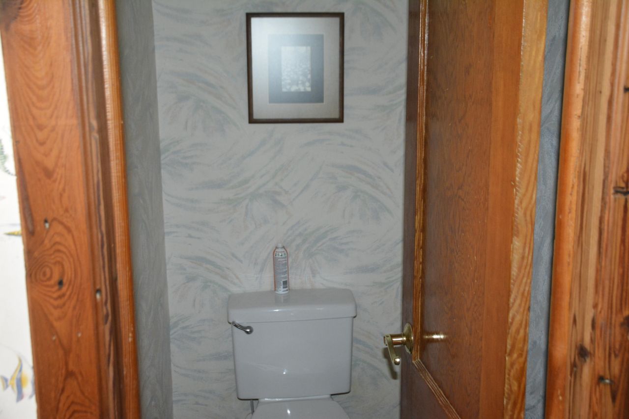 1042 Highway 174 Photo 35