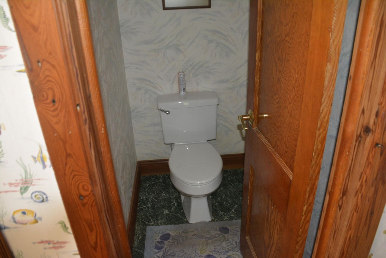 1042 Highway 174 Photo 41