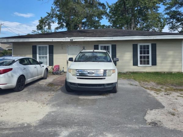 315 Chapman Pl., Myrtle Beach, SC 29577