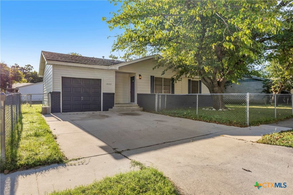 1002 Houston Street, Killeen, TX 76541 Main Photo