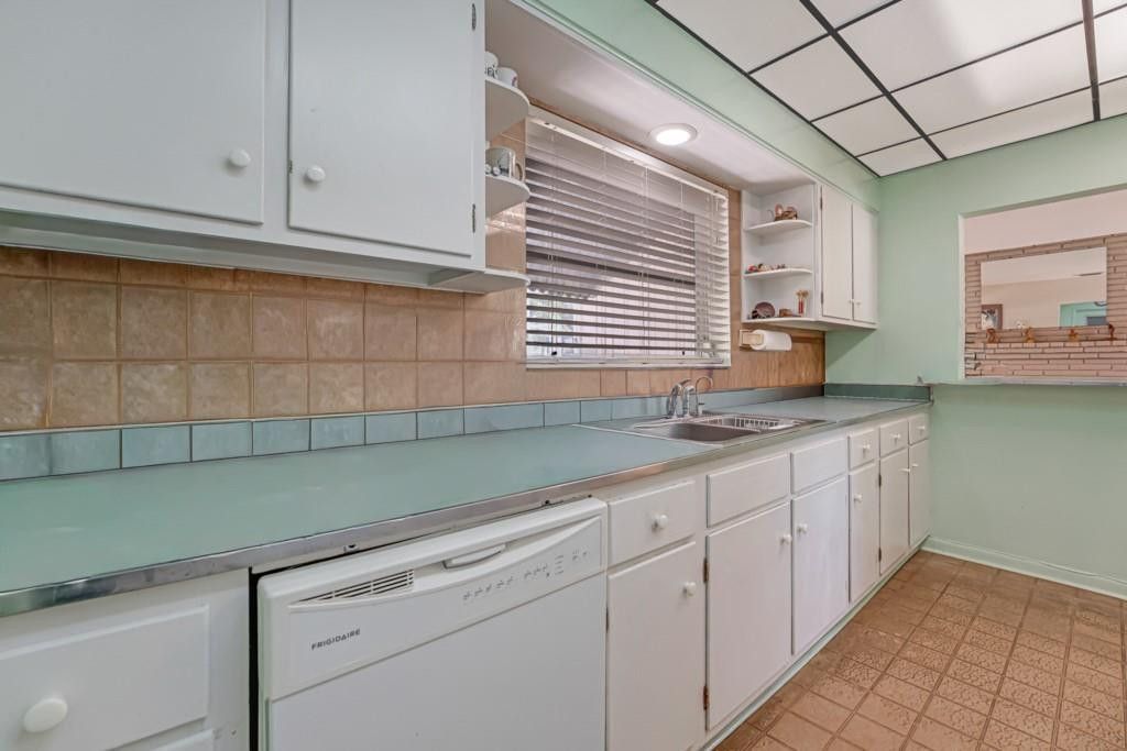 1122 Beach Road, Singer Island, FL 33404 Photo