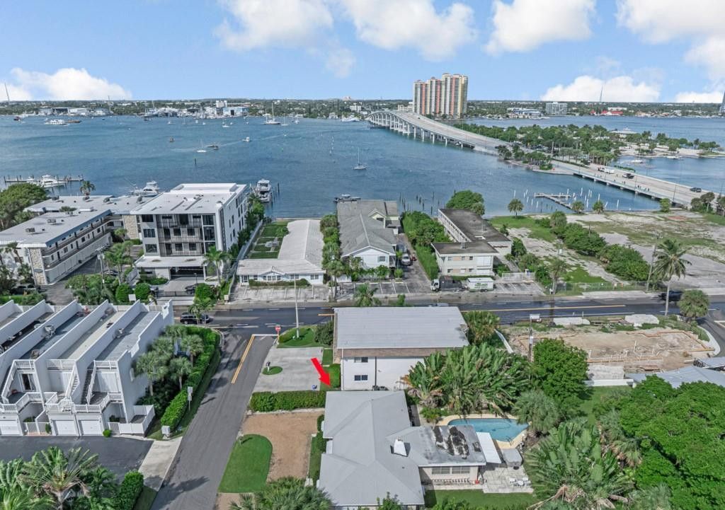 1122 Beach Road, Singer Island, FL 33404 Photo