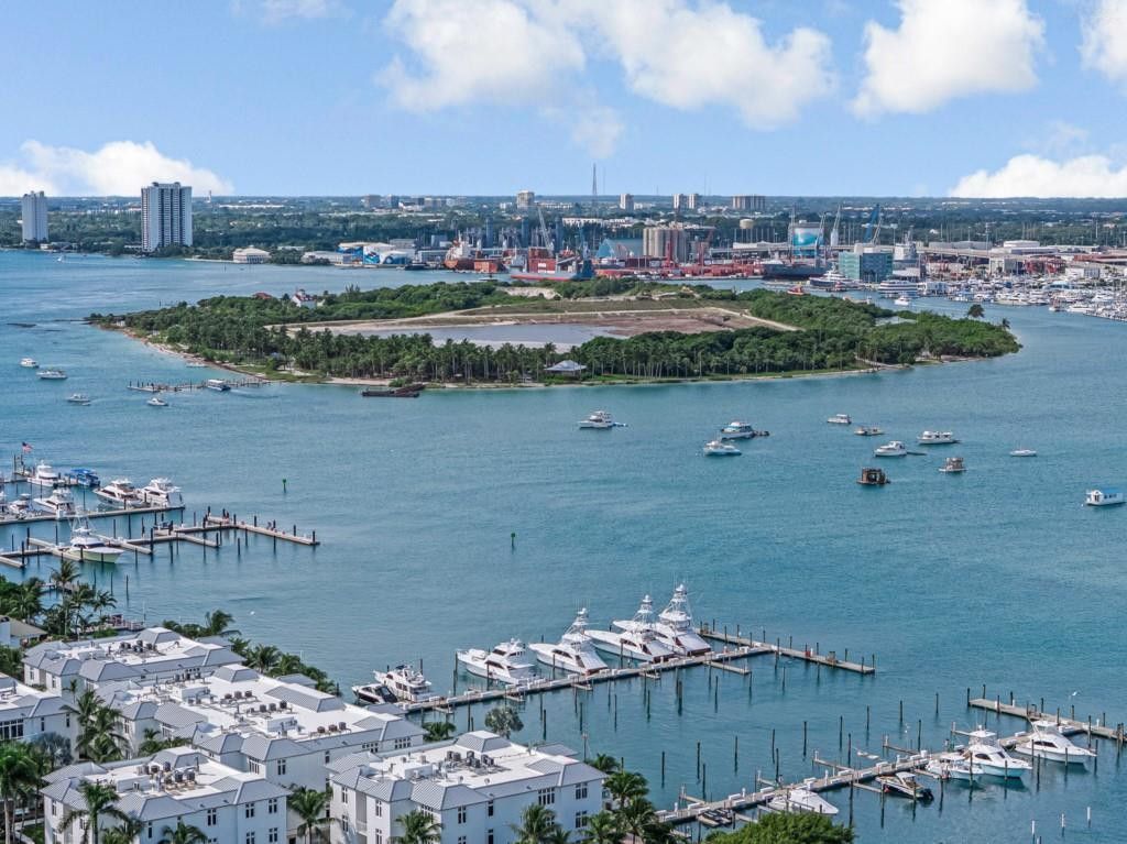 1122 Beach Road, Singer Island, FL 33404 Photo