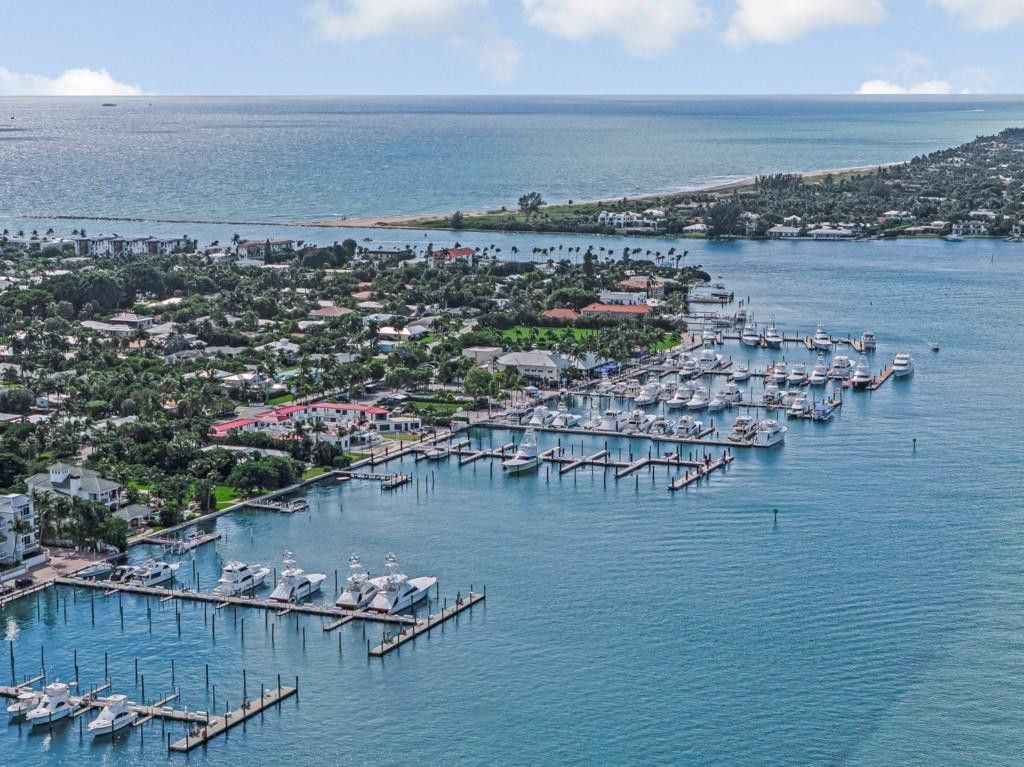 1122 Beach Road, Singer Island, FL 33404 Photo