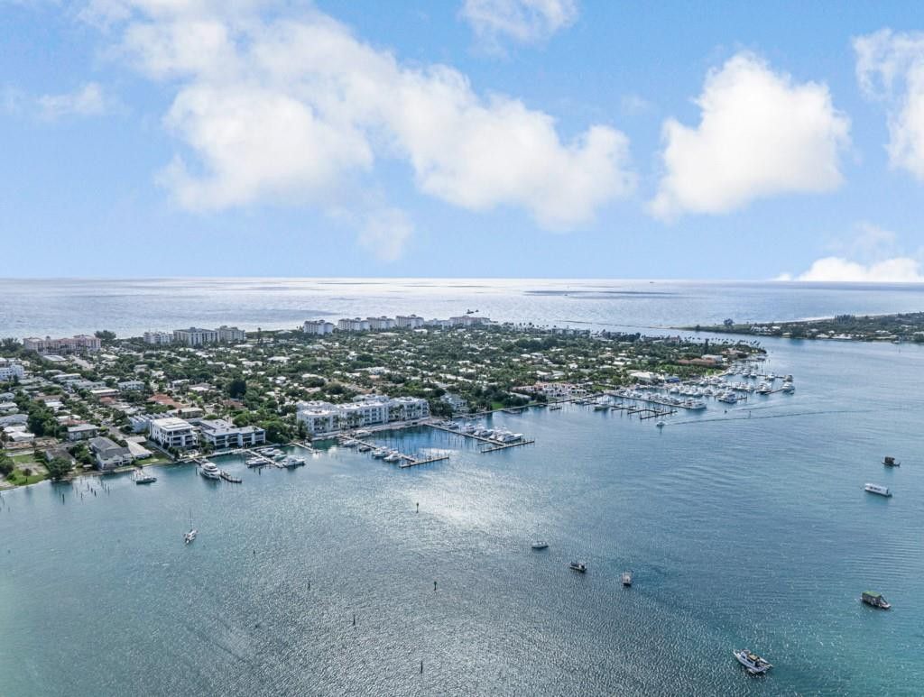 1122 Beach Road, Singer Island, FL 33404 Photo