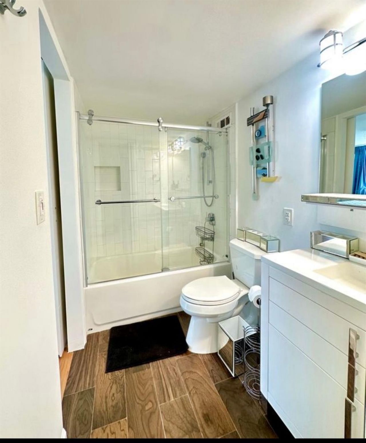 137 Golden Isles Drive, Unit 801, Hallandale Beach, FL 33009 Photo