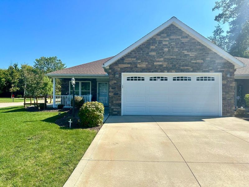 1909 Teakwood Drive, Ontario, OH 44906 Photo 2