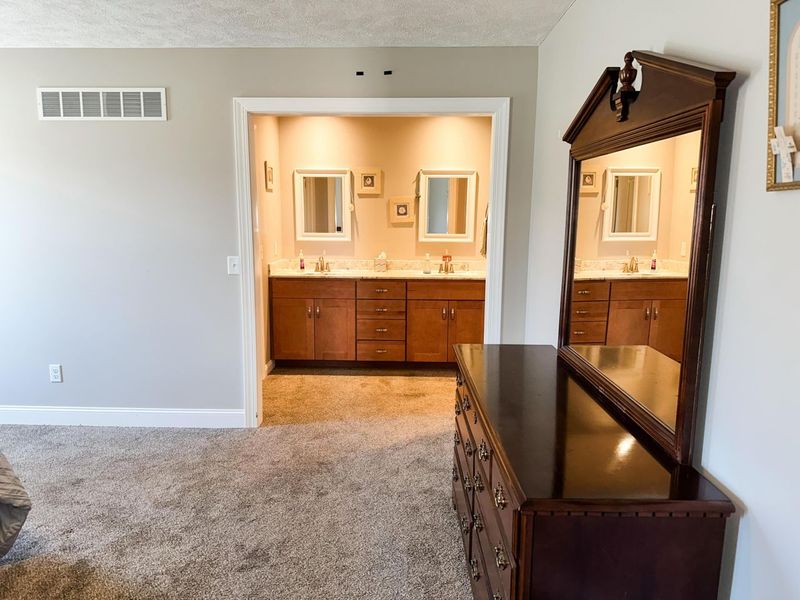 1909 Teakwood Drive, Ontario, OH 44906 Photo 22