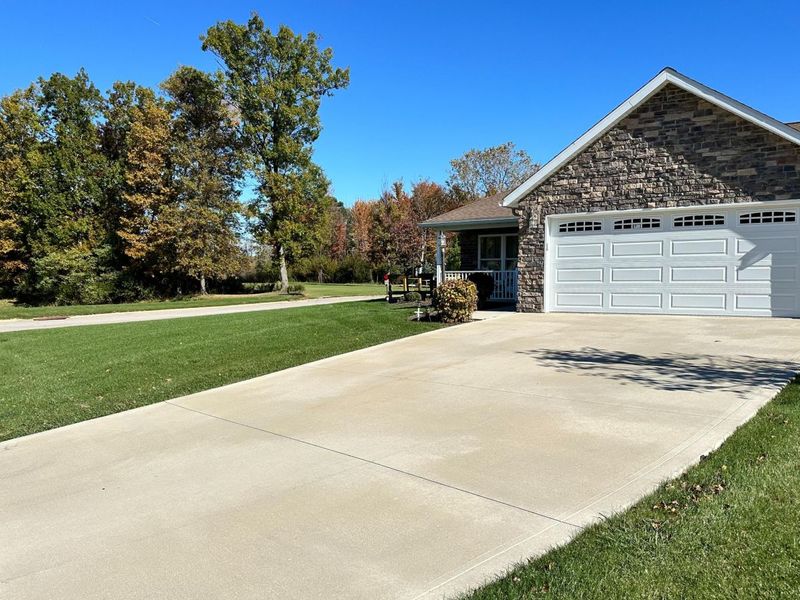 1909 Teakwood Drive, Ontario, OH 44906 Photo 7