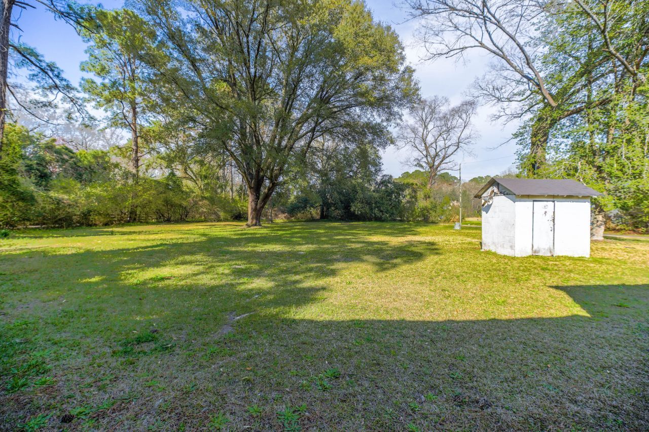 2604 Highway 78 Photo 10