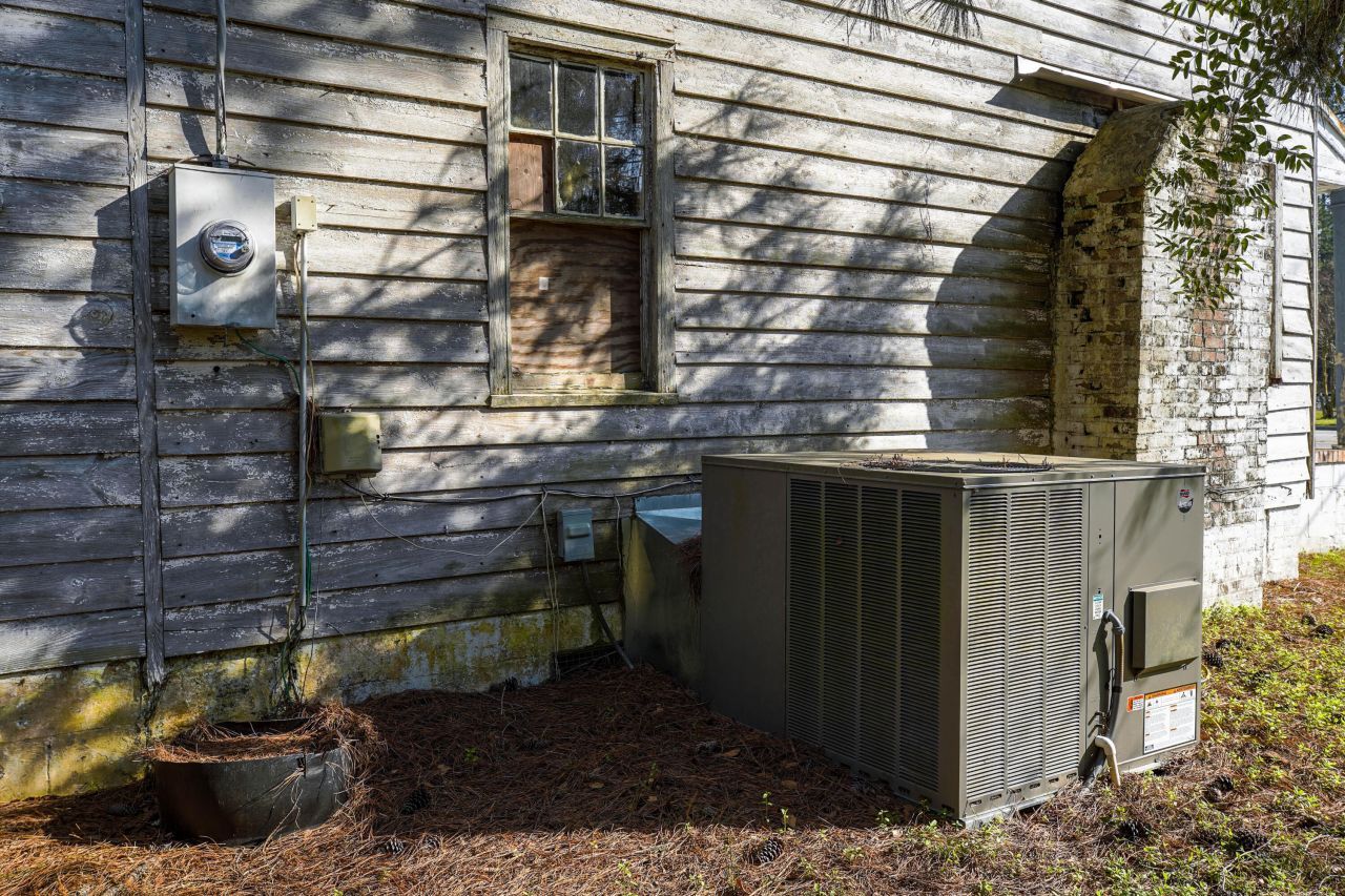 2604 Highway 78 Photo 13