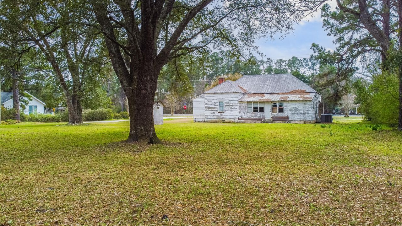 2604 Highway 78 Photo 6