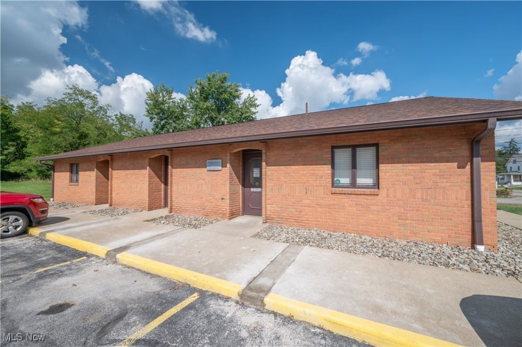 1360 N Main Street, Mineral Ridge, OH 44440 Main Photo