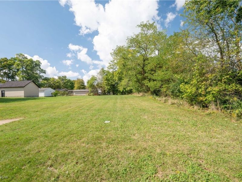 1360 N Main Street, Mineral Ridge, OH 44440 Photo 9