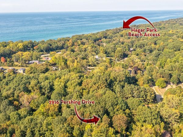 2916 Pershing Drive, Coloma, MI 49038