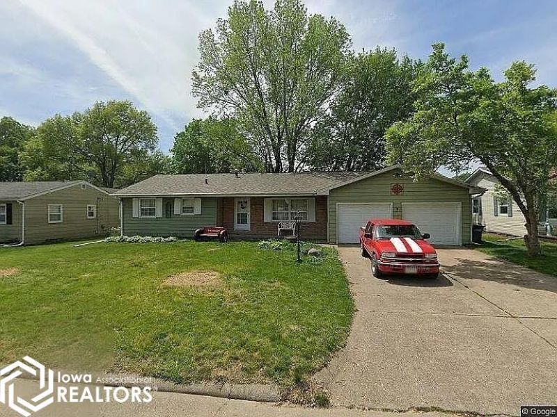 4 Tammy Lane, Fort Madison, IA 52627 Main Photo