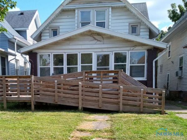 56 E Pearl Street, Toledo, OH 43608