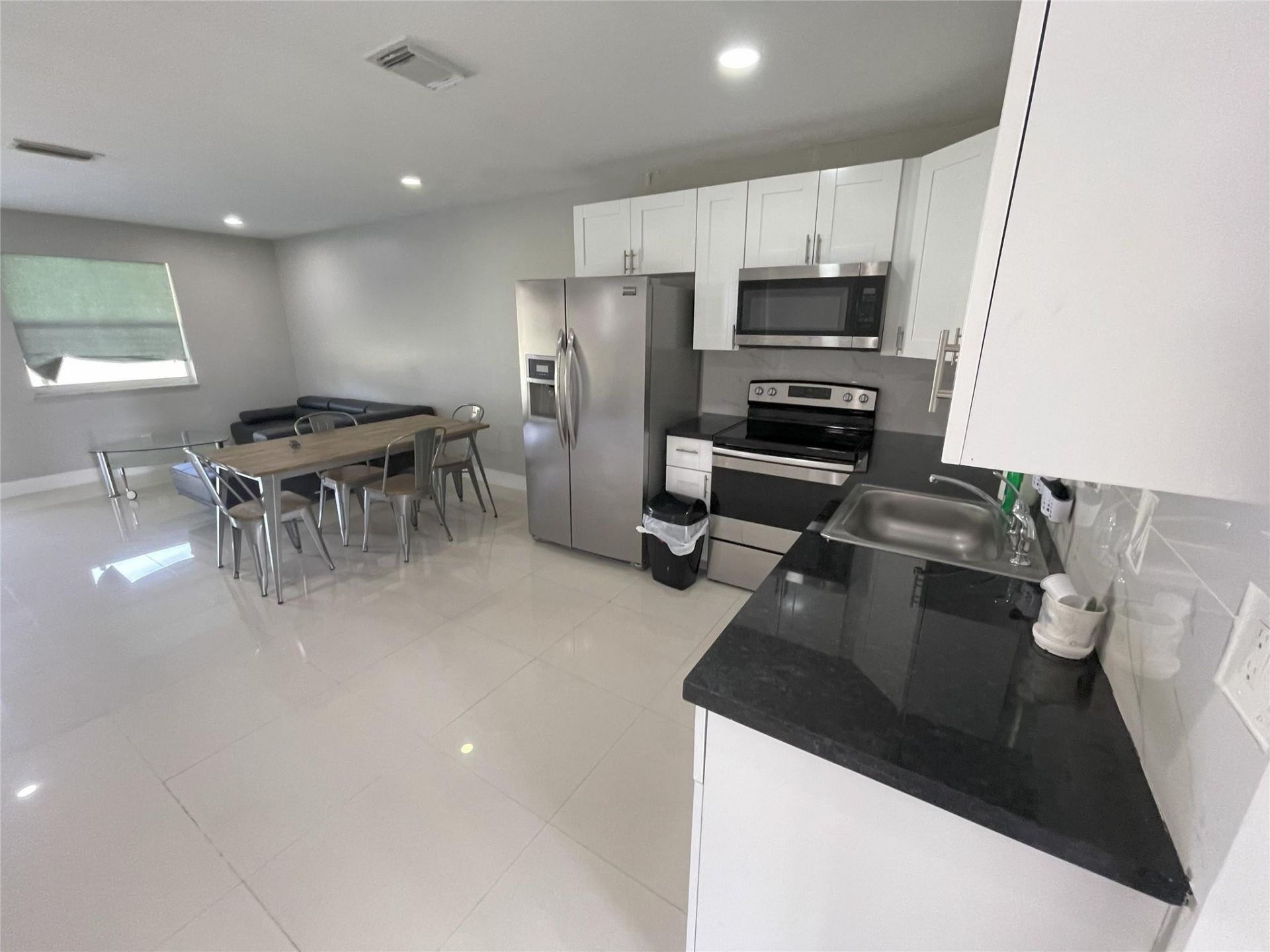 4041 SW 52nd Street, Dania Beach, FL 33004 Photo