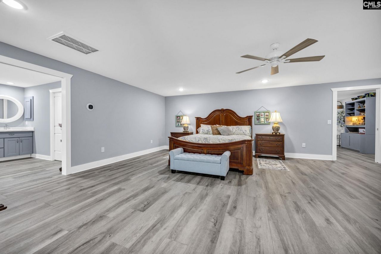 187 Peach Tree Street Photo 29