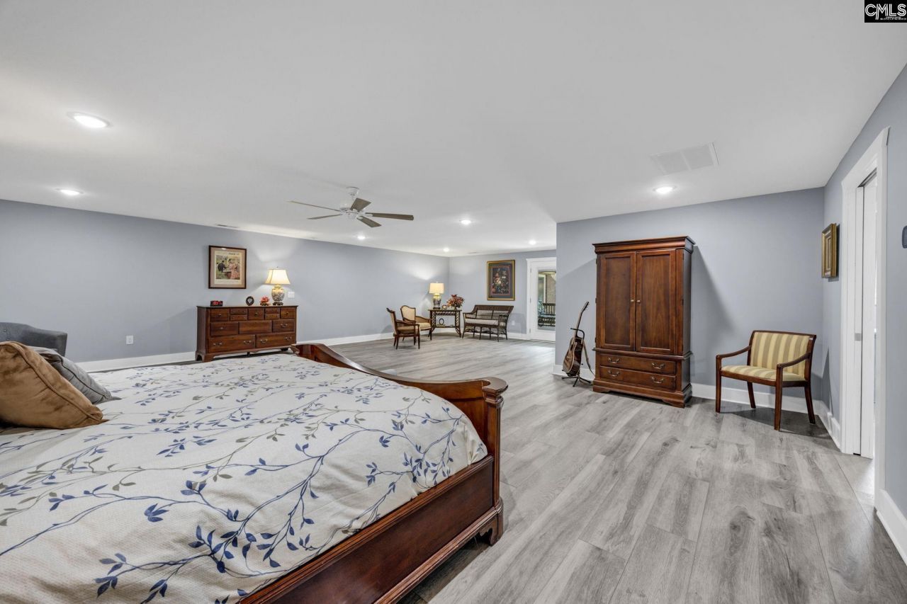 187 Peach Tree Street Photo 30