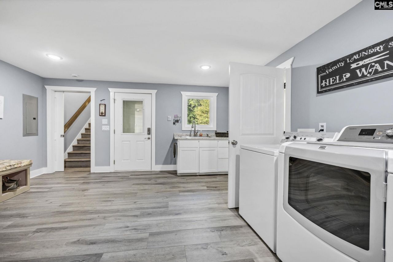 187 Peach Tree Street Photo 50